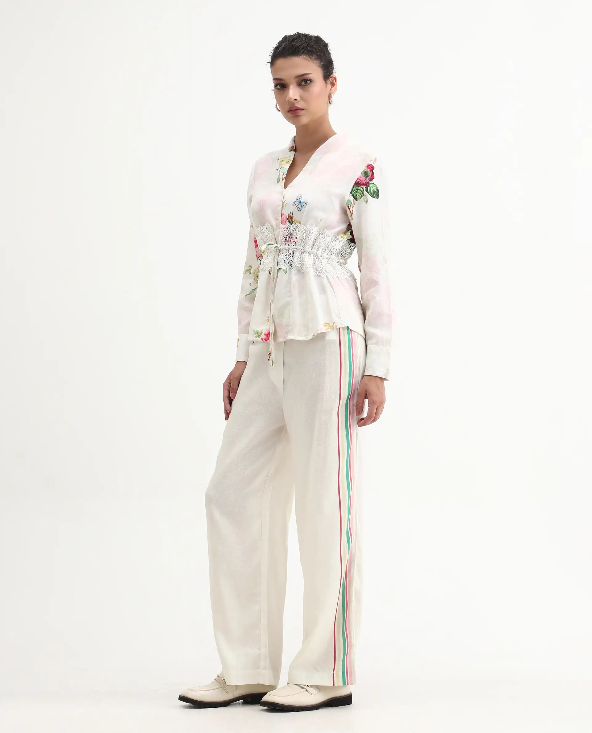 Rareism Women Banche-B Off White Cotton Linen Fabric Regular Length Trouser