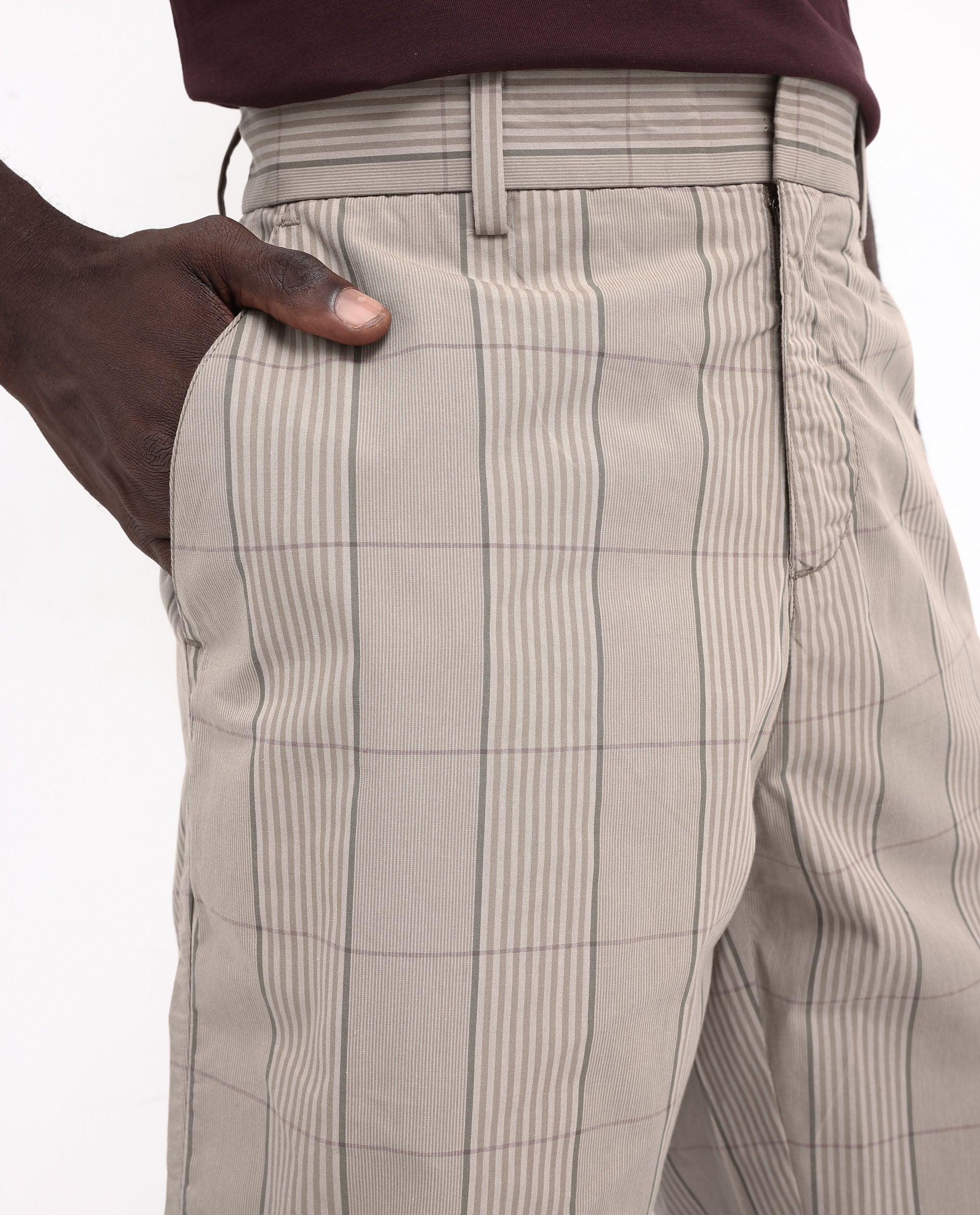 Rare Rabbit Men's Brezi Brown Cotton Fabric Knee Length Regular Fit Checks Shorts