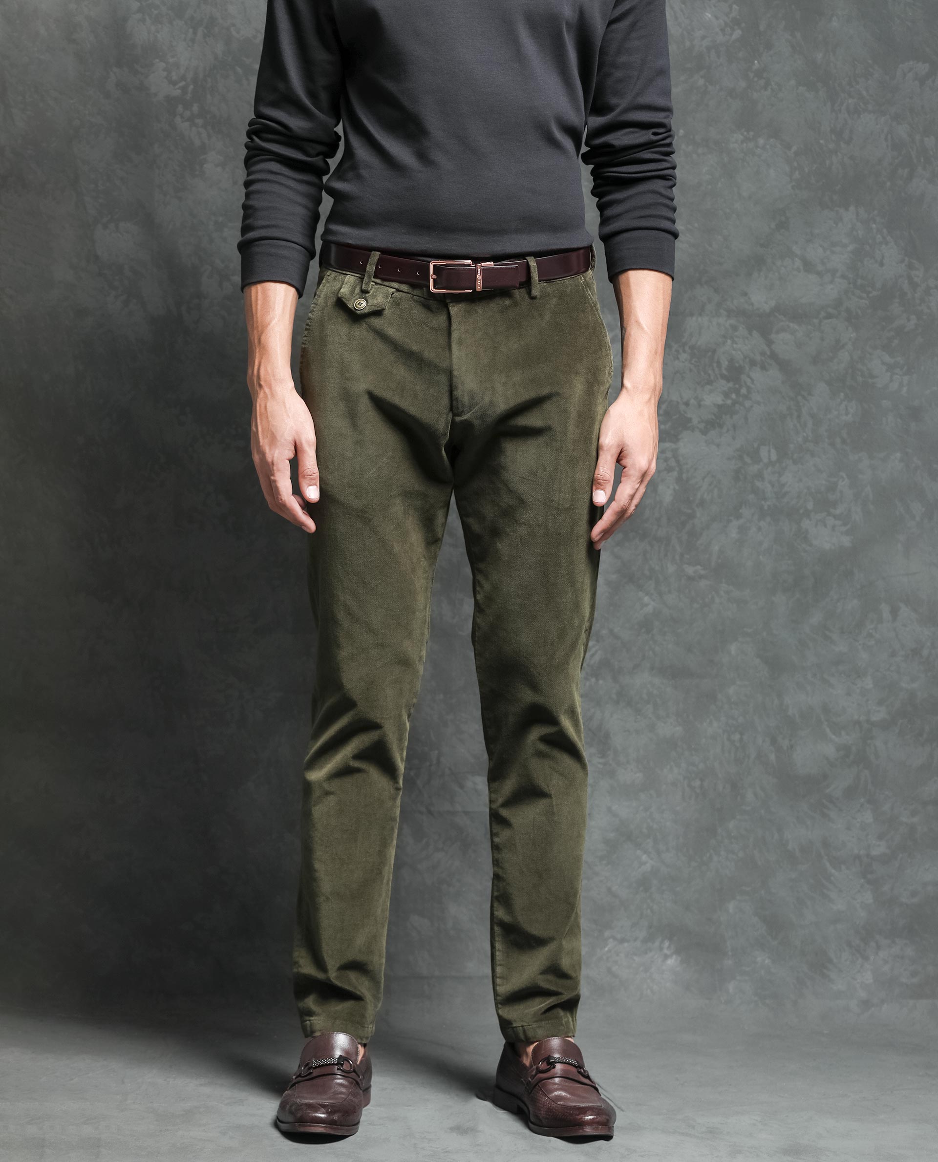 Rare Rabbit Men's Cloy Olive Solid Mid-Rise Regular Fit Velvet Trousers