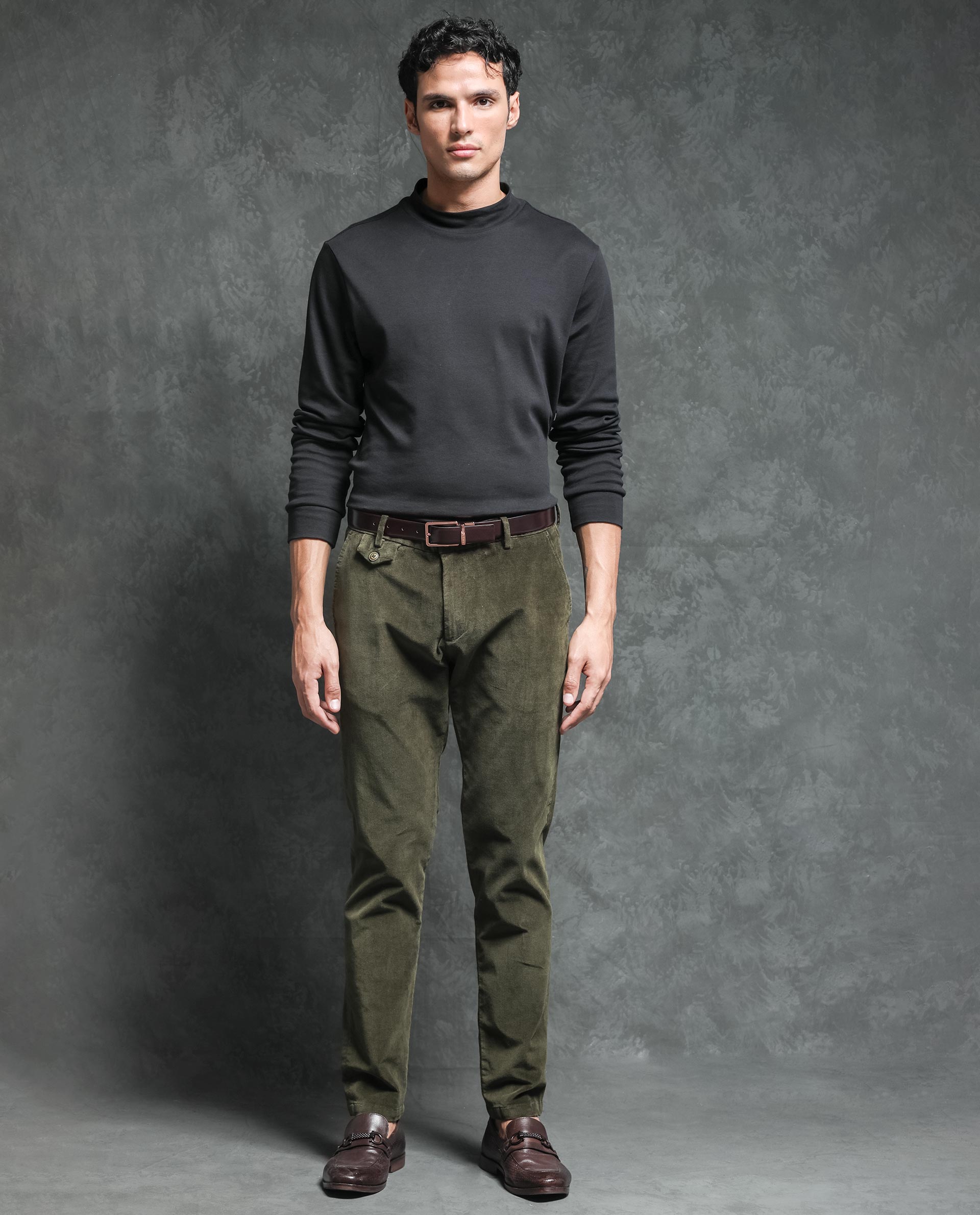 Rare Rabbit Men's Cloy Olive Solid Mid-Rise Regular Fit Velvet Trousers