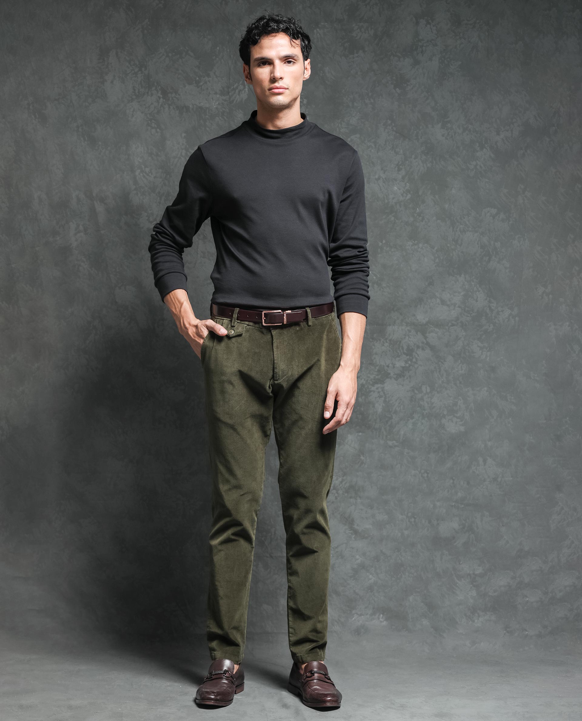 Rare Rabbit Men's Cloy Olive Solid Mid-Rise Regular Fit Velvet Trousers