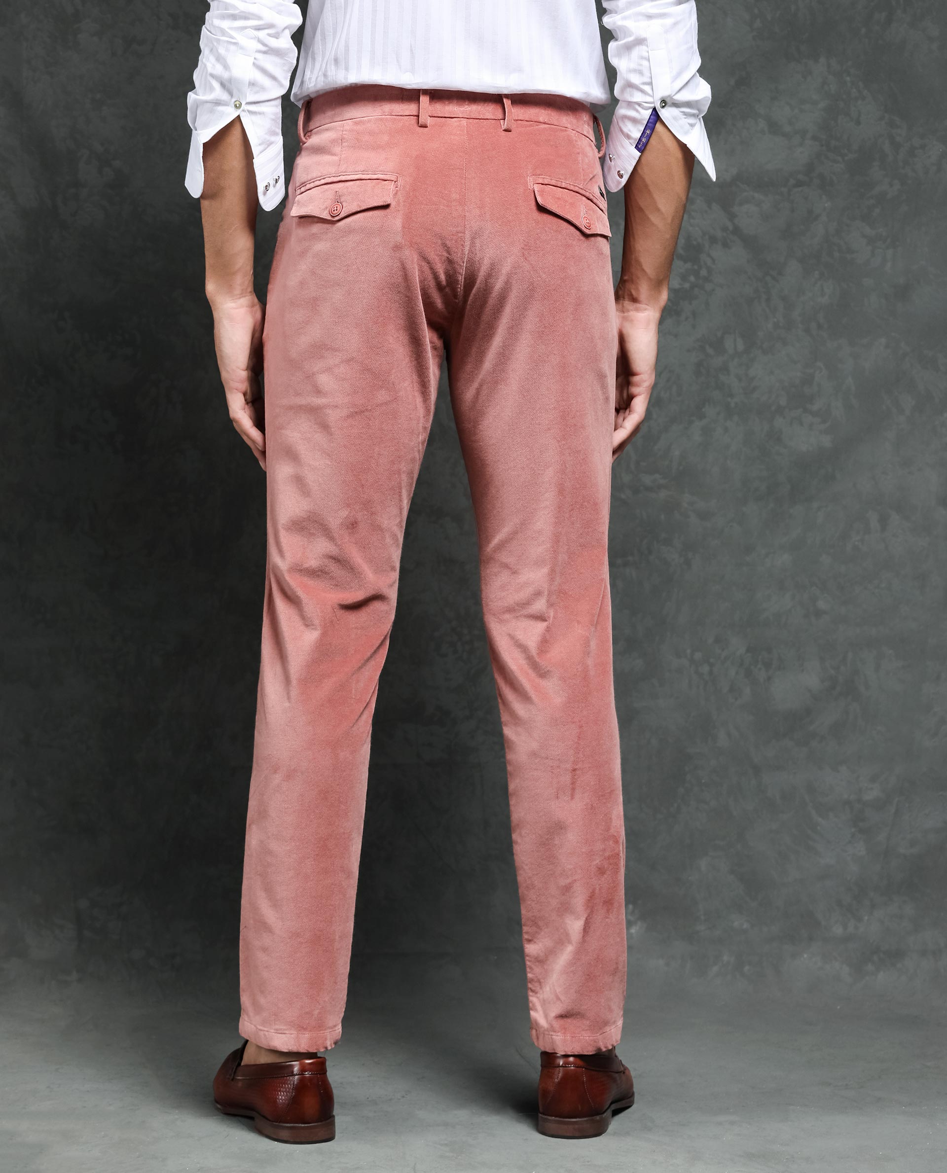 Rare Rabbit Men's Cloy Pink Solid Mid-Rise Regular Fit Velvet Trousers