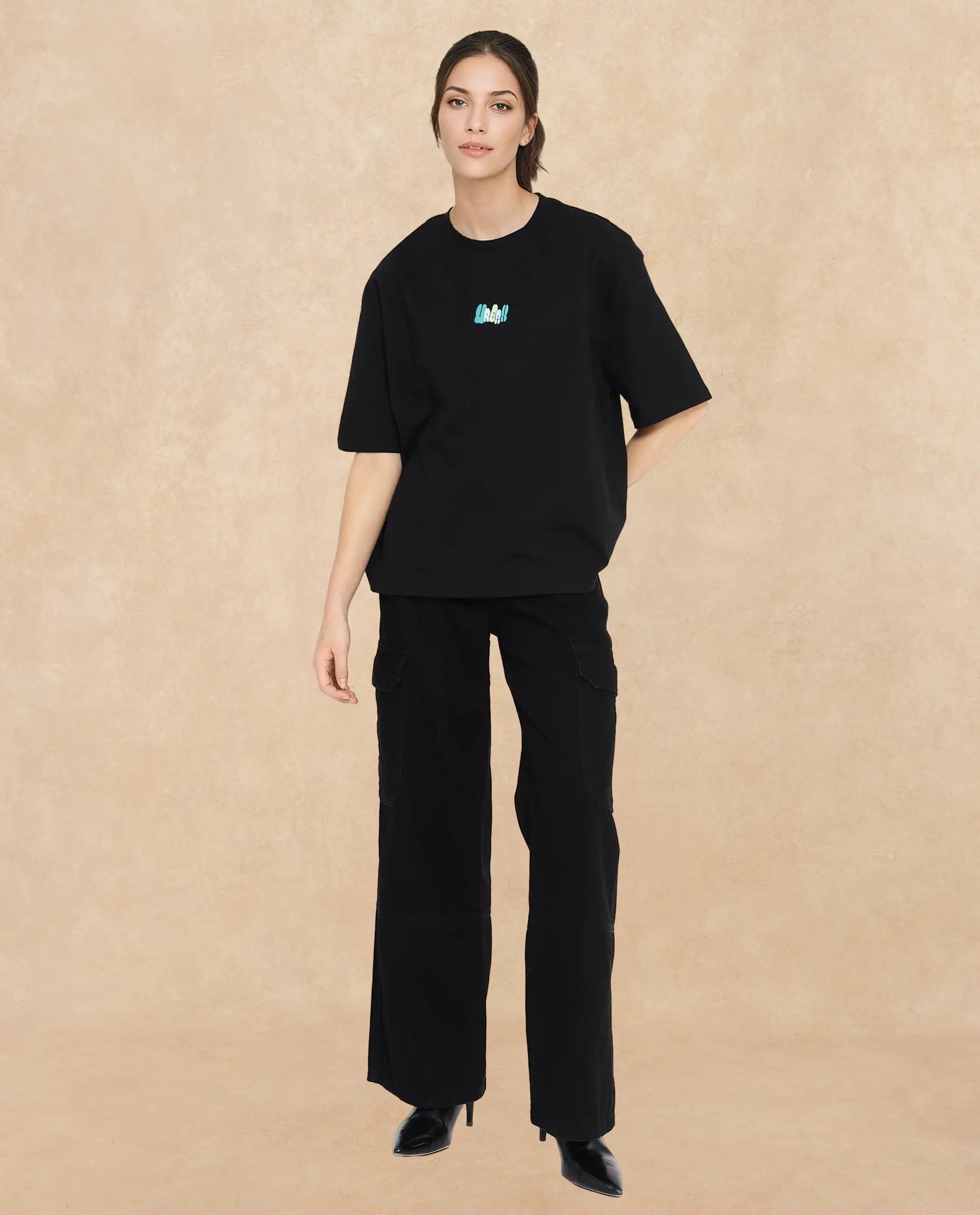 Rareism Women Earl Black Cotton Fabric Short Sleeve Crew Neck Solid T-Shirt