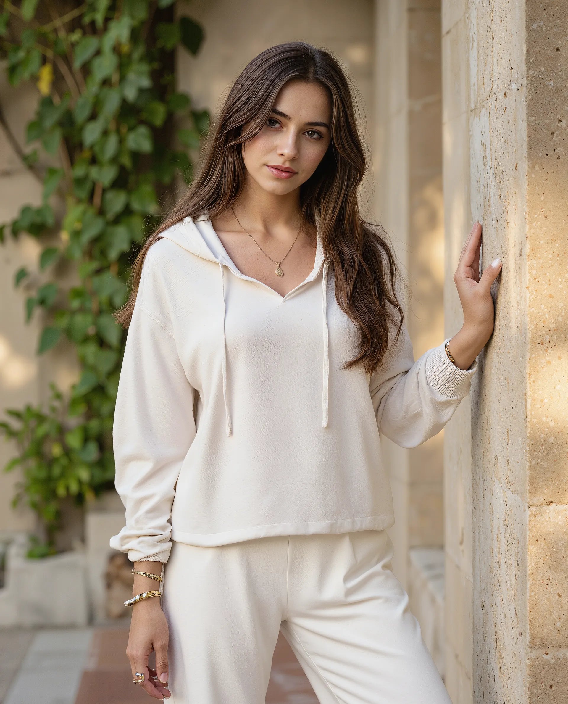 Rareism Women Janfinn-T Off White 78%Viscose 22% Polyester Fabric Full Sleeve Relaxed Fit Top