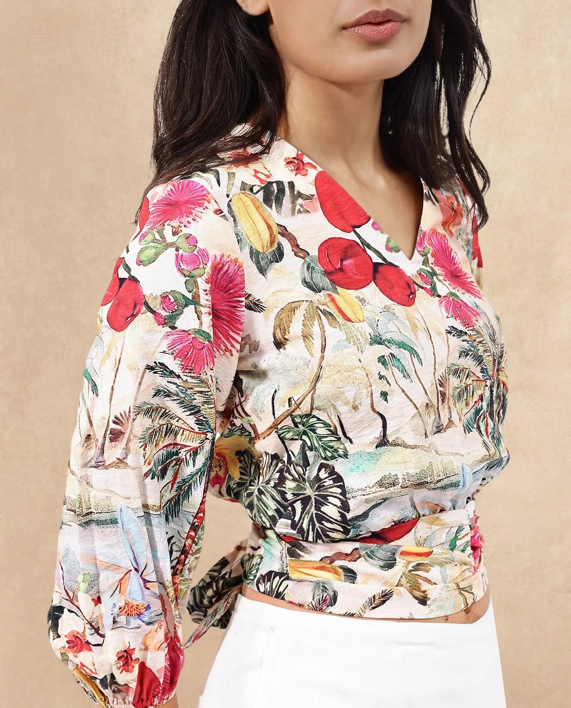 Rareism Women Kenro Multi Bell Sleeves V-Neck Cropped Tropical Print Top
