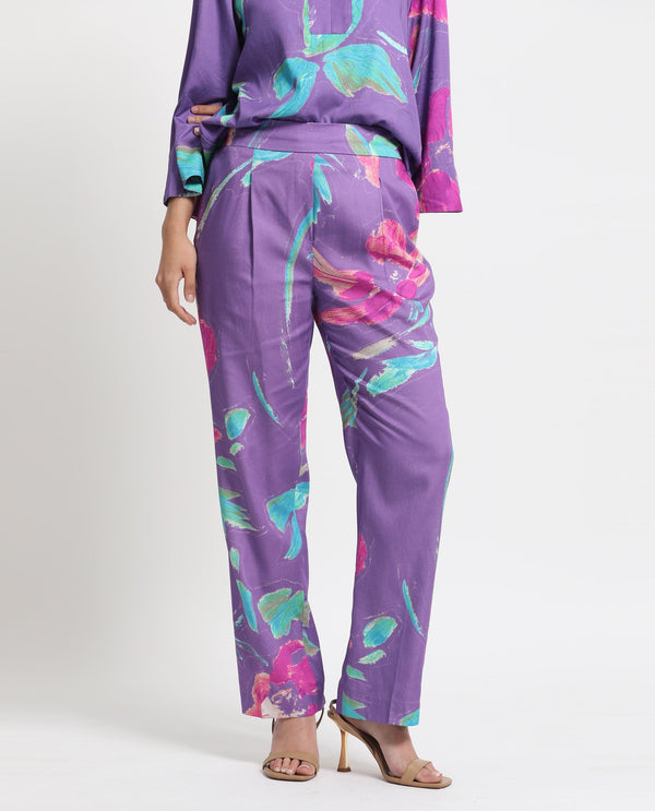 Rareism Women Martin Dark Blue Cotton Fabric Drawstring Closure Relaxed Fit Floral Print Ankle Length Trousers