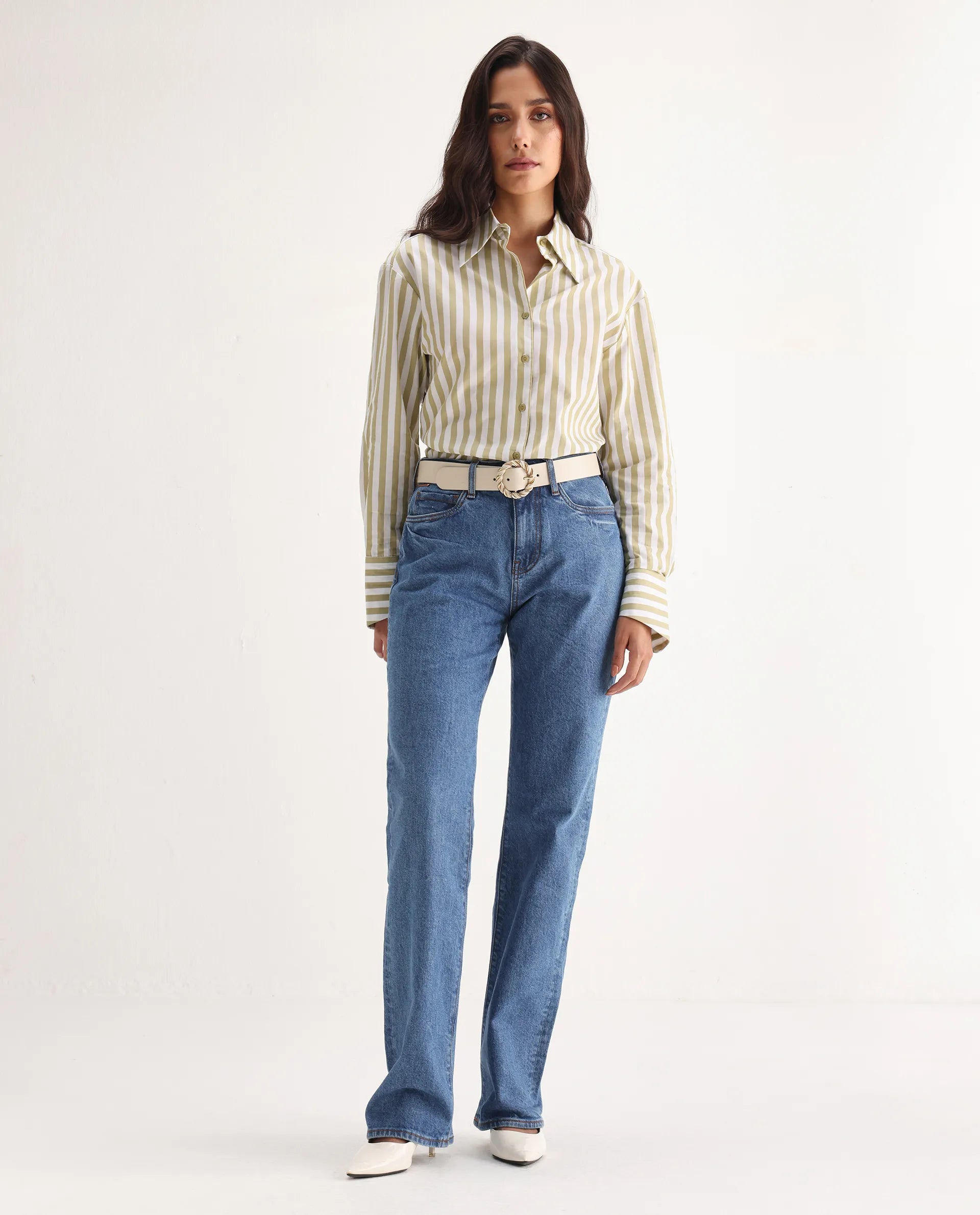 Rareism Women Osseo Blue Cotton Elastane Fabric Solid Regular Length Jeans