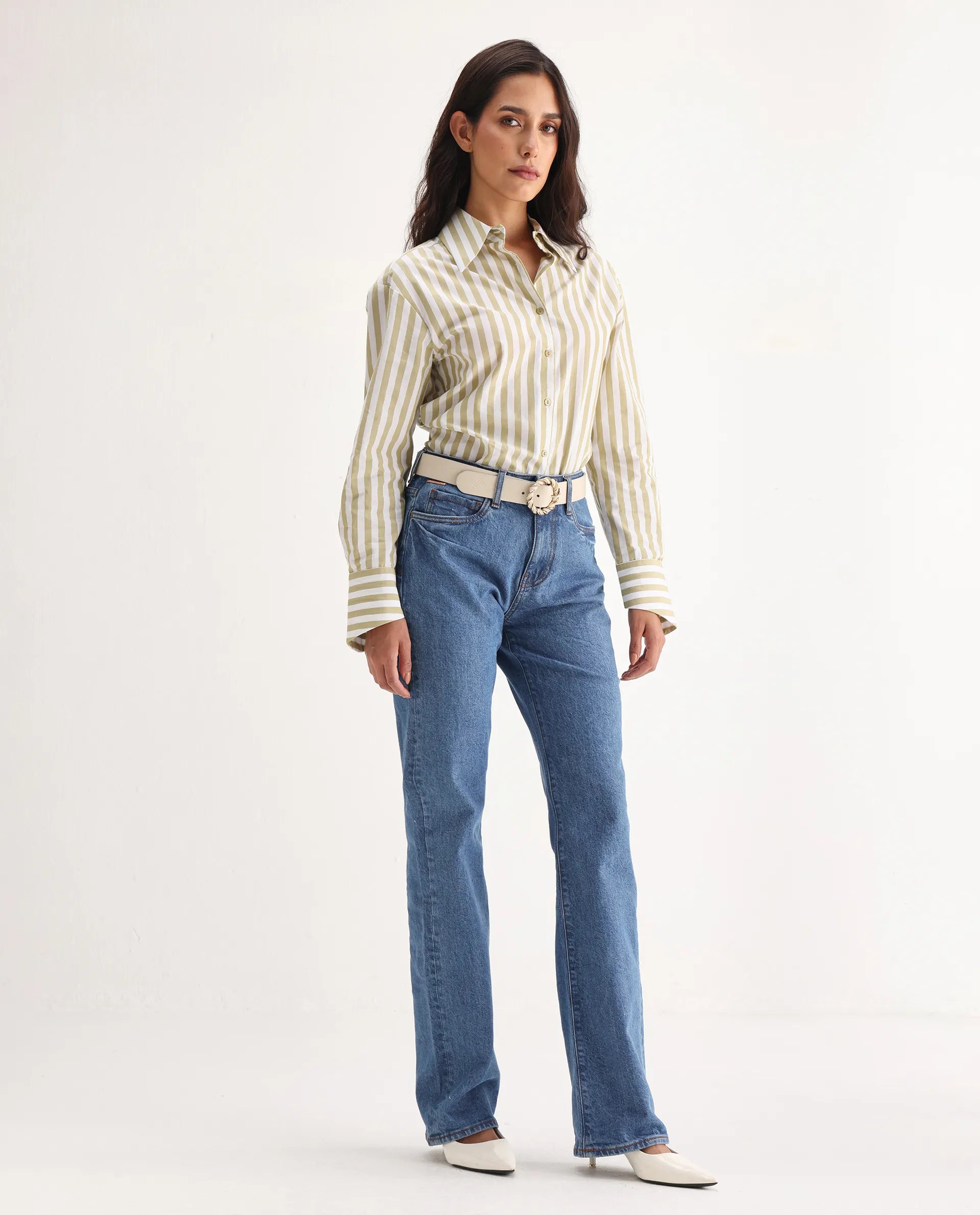 Rareism Women Osseo Blue Cotton Elastane Fabric Solid Regular Length Jeans