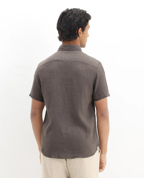 Rare Rabbit Men's Poist Dark Brown Linen Fabric Short Sleeve Collared Neck Button Closure Plain Shirt