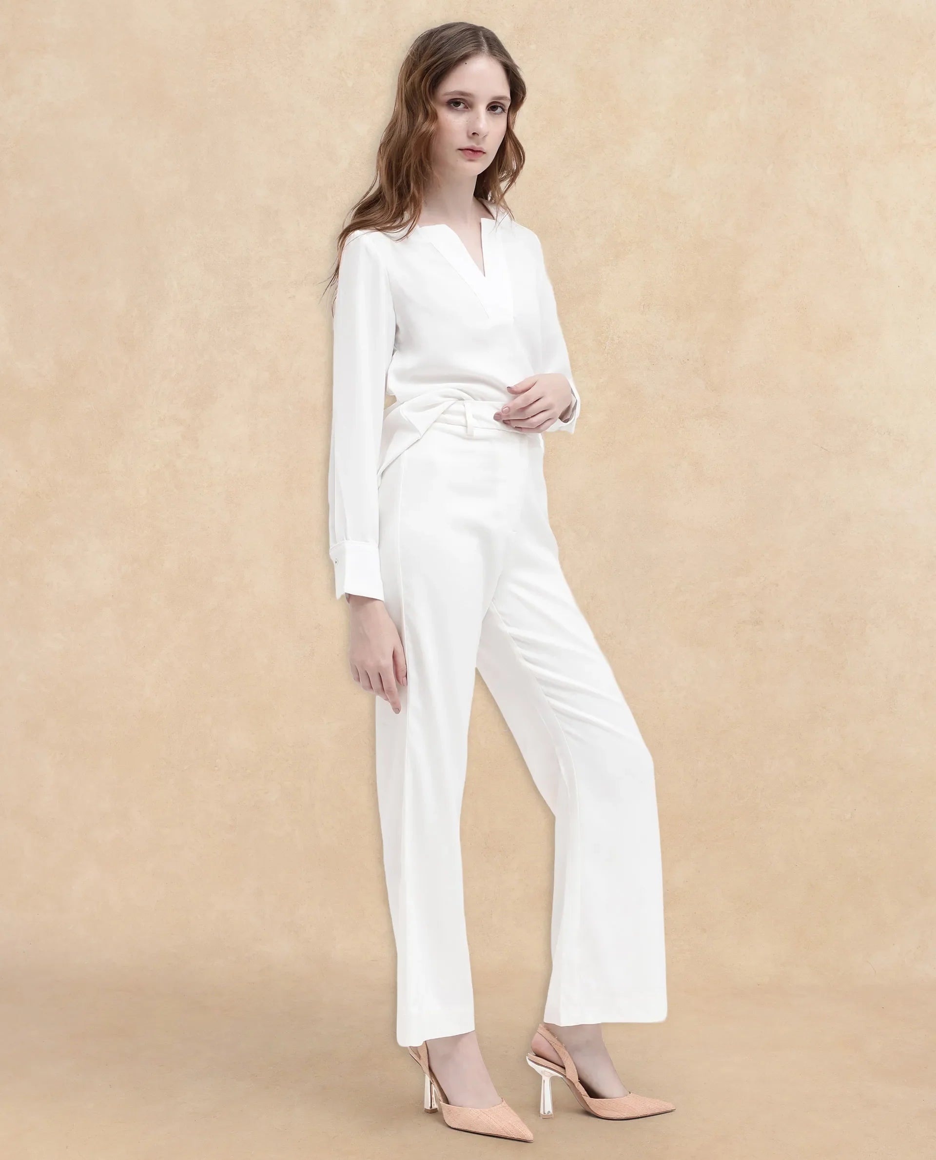 Rareism Women Selene White Cotton Fabric Zipper Closure Solid Regular Fit Trouser