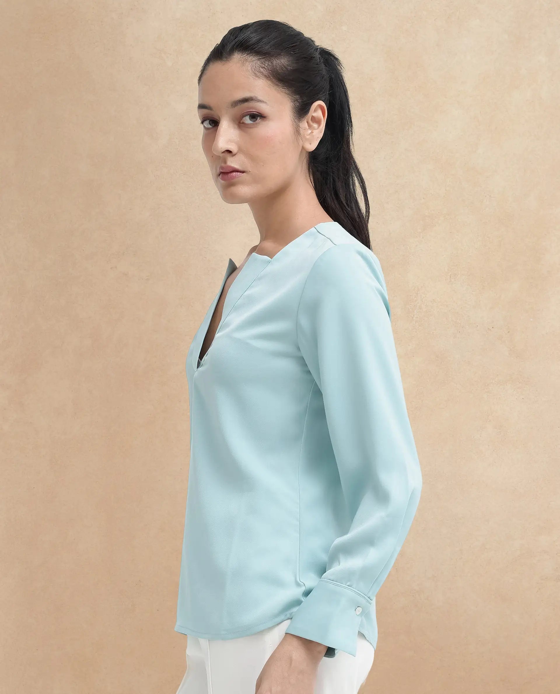 Rareism Women Shami Light Blue Cuffed Sleeve V-Neck Plain Top