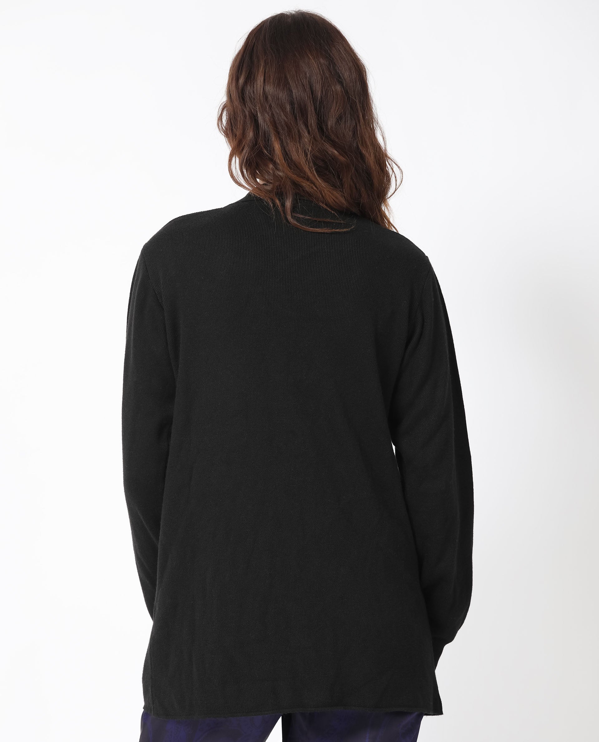 Rareism Women Telkon Black Viscose Fabric Full Sleeves Regular Fit Solid Shirt Collar Sweater