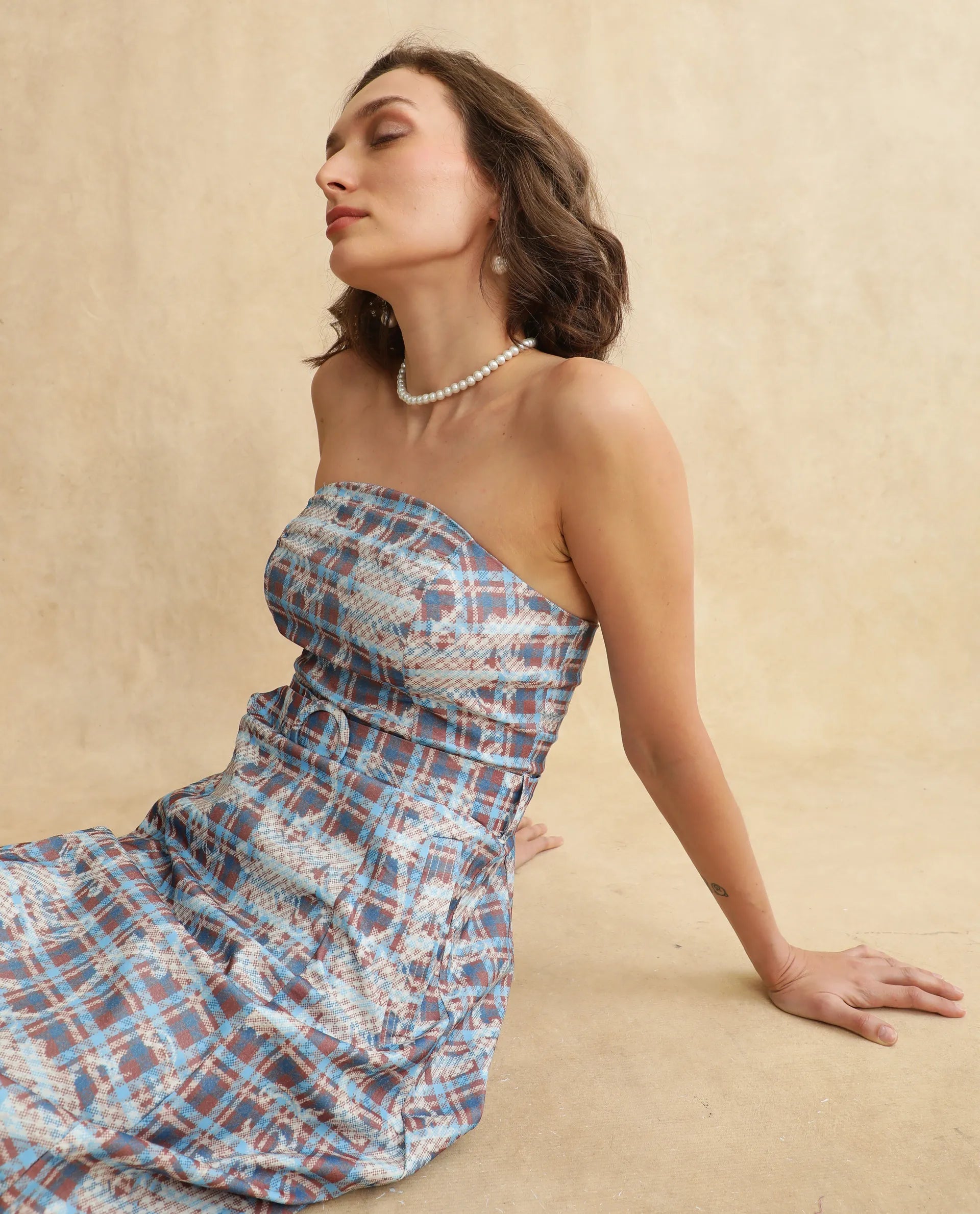 Rareism Women Yerd Blue Sleeveless Tube Neck Flared Midi Geometric Print Dress