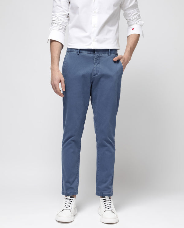 Rare Rabbit Mens Orany Blue Cotton Lycra Solid Mid Rise Overdyed Regular Fit Trouser