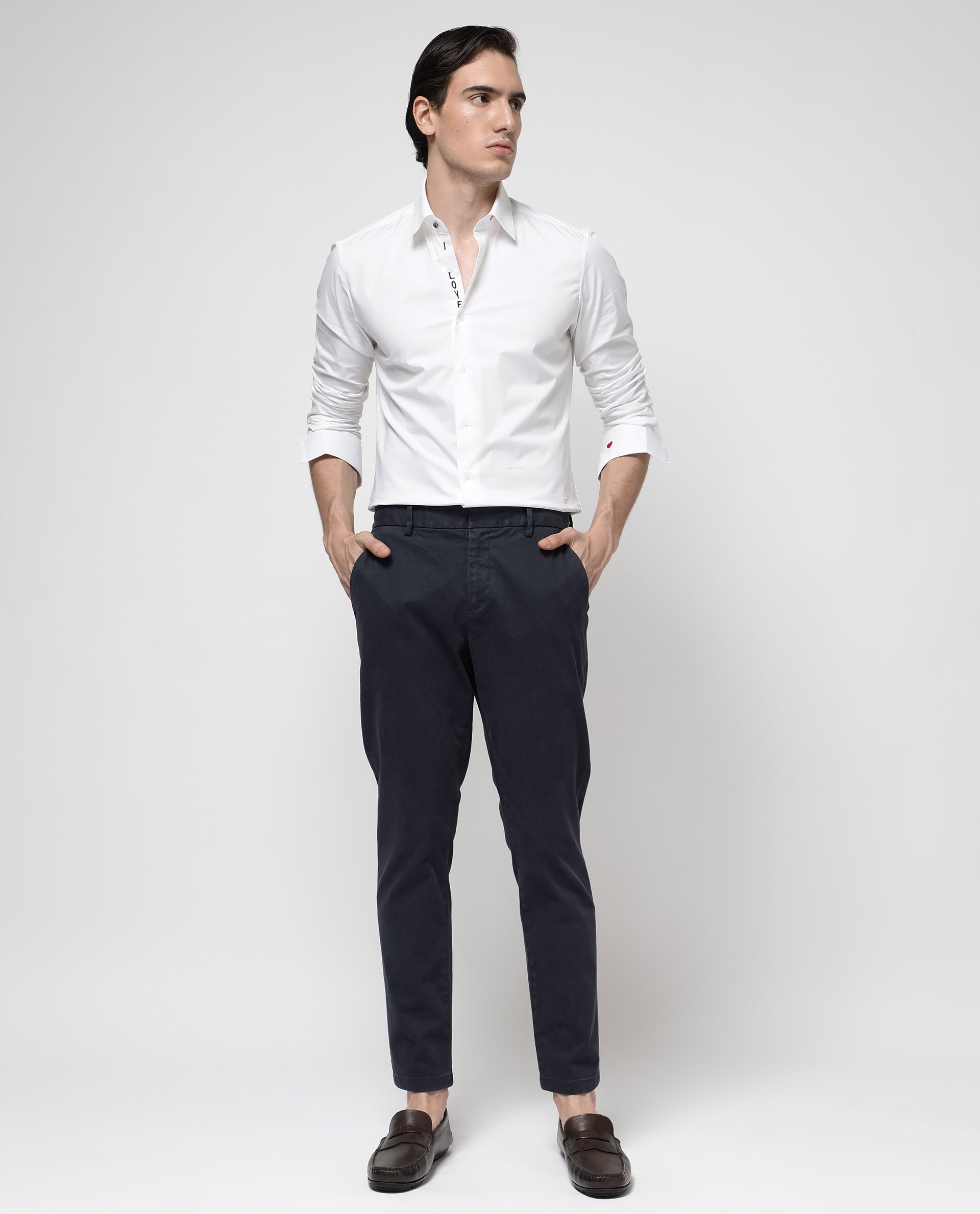 Rare Rabbit Mens Orany Navy Cotton Lycra Solid Mid Rise Overdyed Regular Fit Trouser