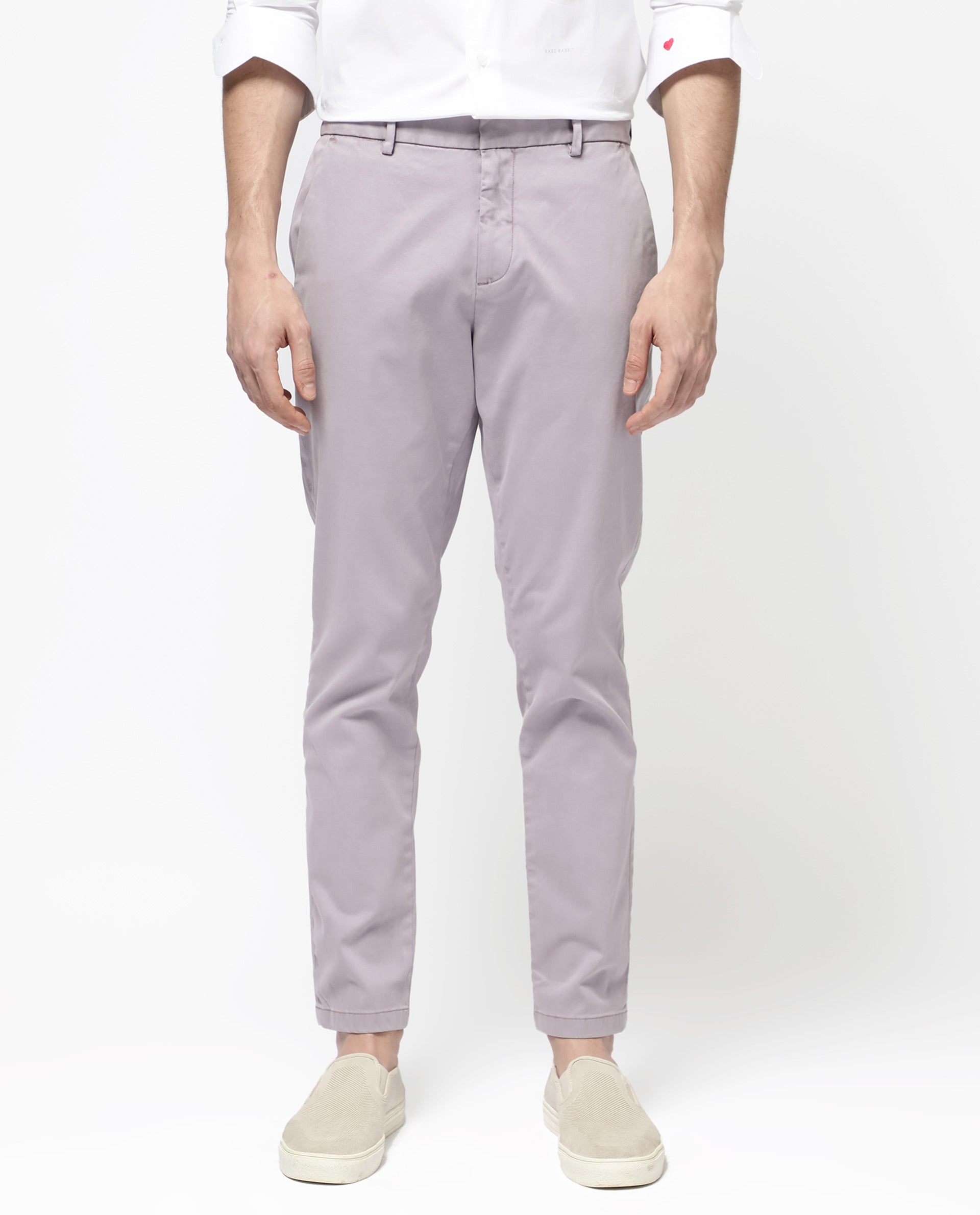Rare Rabbit Mens Orany Pastel Purple Cotton Lycra Solid Mid Rise Overdyed Regular Fit Trouser