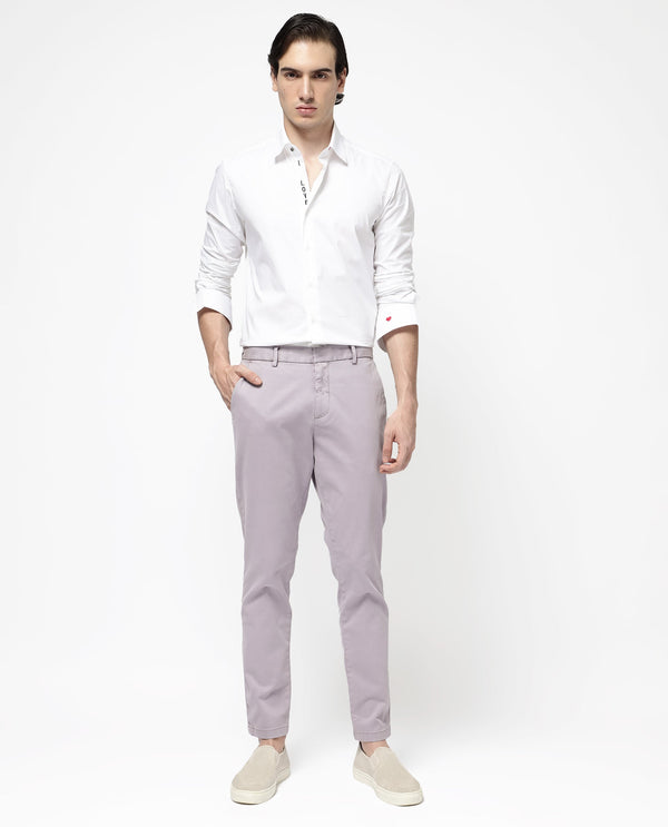 Rare Rabbit Mens Orany Pastel Purple Cotton Lycra Solid Mid Rise Overdyed Regular Fit Trouser