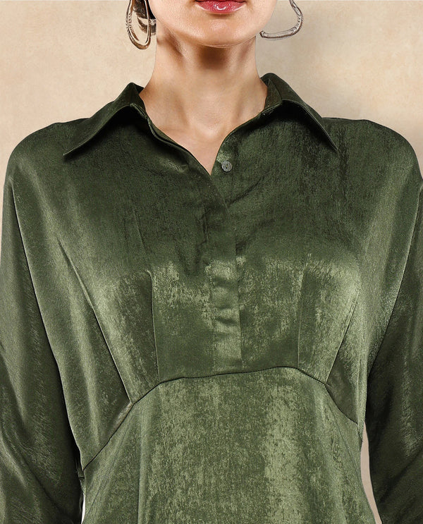 Rareism Women Airbaz Olive Velvet Satin Kimono Sleeve Collared Neck Button Closure A-Line Midi Plain Dress