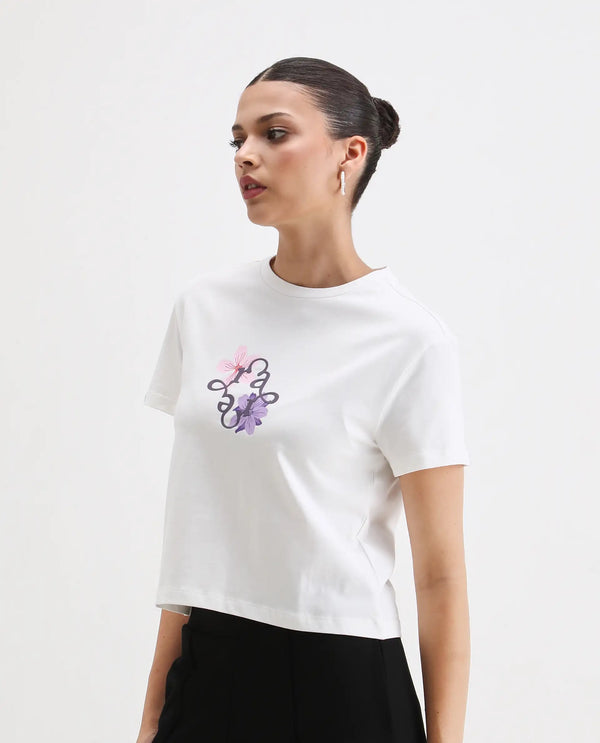 Rareism Women Alore Off White Cotton Blend Fabric Short Sleeve Crew Neck Regular Fit Cropped Graphic Print T-Shirt