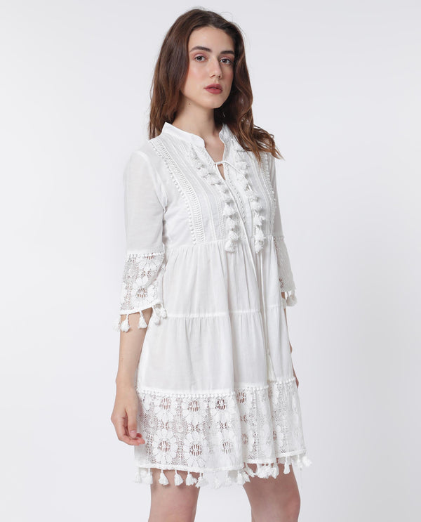 Rareism Women Andarin White Cotton Fabric 3/4Th Sleeves Tie-Up Closure Tie-Up Neck Bell Sleeve Regular Fit Plain Knee Length Tiered Dress