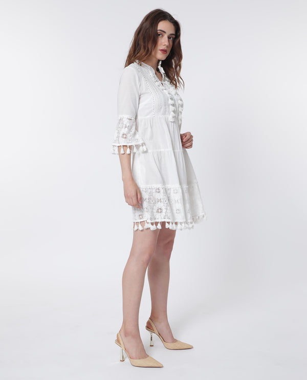 Rareism Women Andarin White Cotton Fabric 3/4Th Sleeves Tie-Up Closure Tie-Up Neck Bell Sleeve Regular Fit Plain Knee Length Tiered Dress