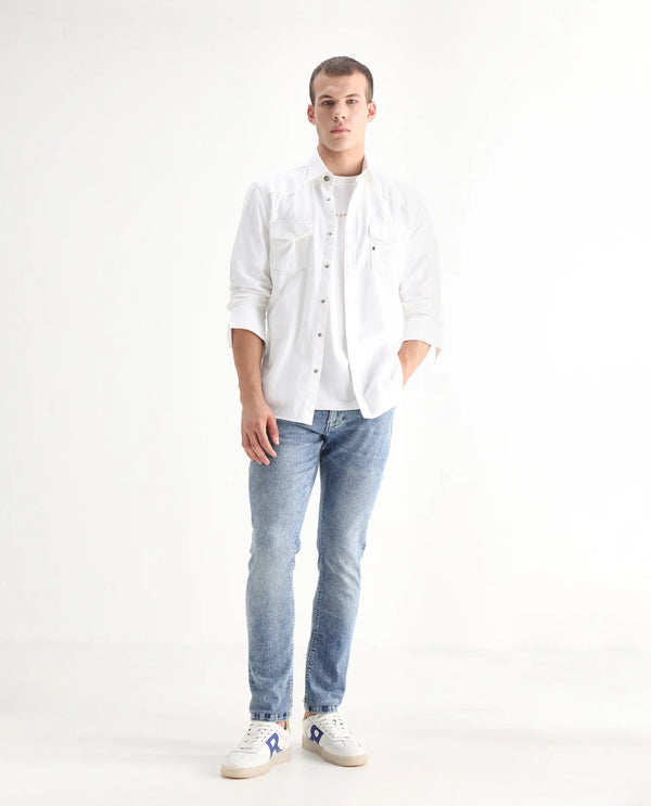Rare Rabbit Men Anton Light Blue Cotton Polyester Fabric Mid Wash Slim Fit Plain Denim Pant