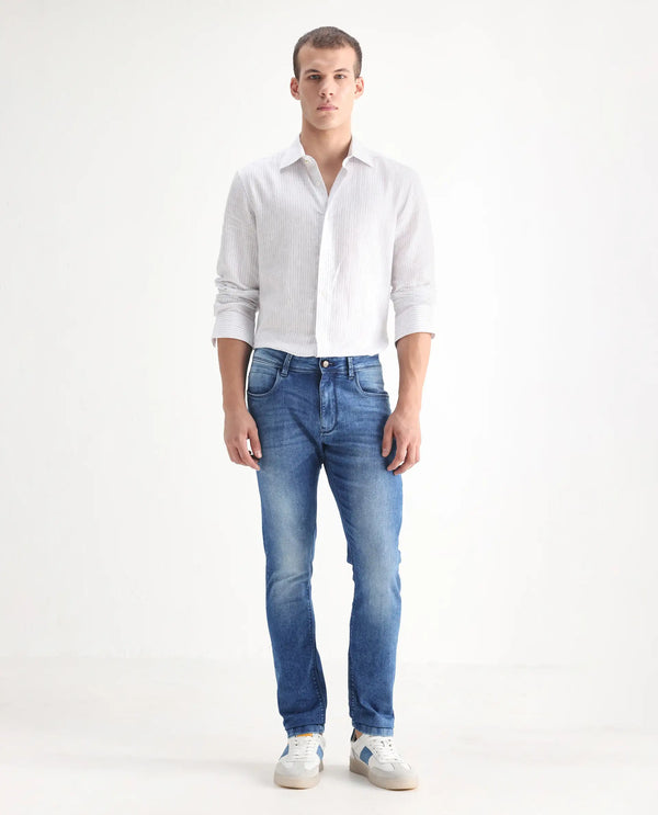 Rare Rabbit Men's Arbok Blue Mid Wash Mid Rise Slim Fit Jeans