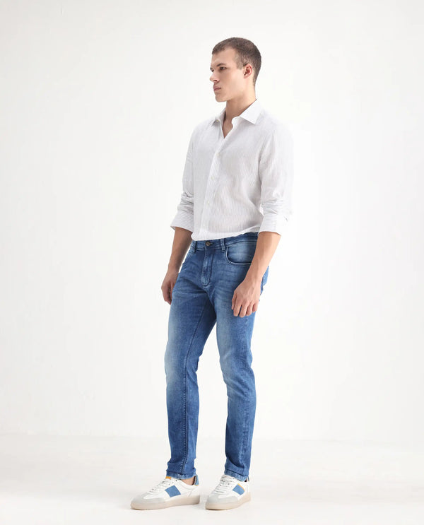 Rare Rabbit Men's Arbok Blue Mid Wash Mid Rise Slim Fit Jeans