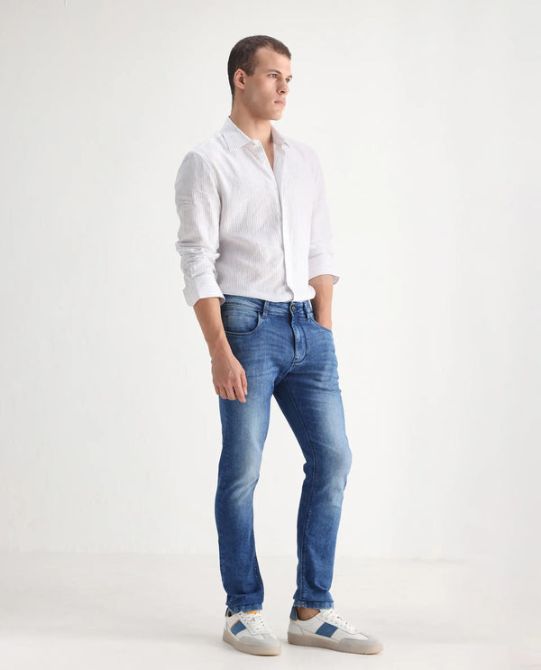 Rare Rabbit Men's Arbok Blue Mid Wash Mid Rise Slim Fit Jeans