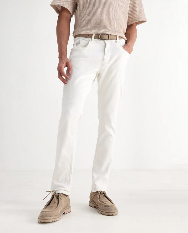Rare Rabbit Men Astred White Cotton Fabric Mid Rise Slim Fit Rinse Wash Jeans Trouser