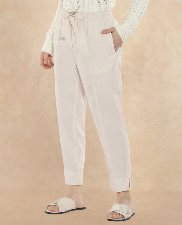 Rareism Women Bintono Off White Tapered Fit Plain Ankle Length Trouser