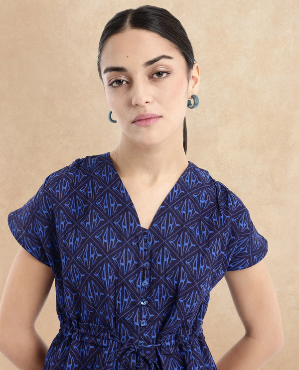 Rareism Women Bolgan Dark Blue Extended Sleeves V-Neck Button Monogram Print Cropped Top