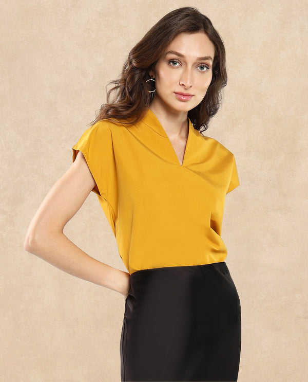 Rareism Women Buijit Yellow V-Neck Extended Sleeve Plain Top