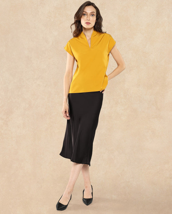 Rareism Women Buijit Yellow V-Neck Extended Sleeve Plain Top