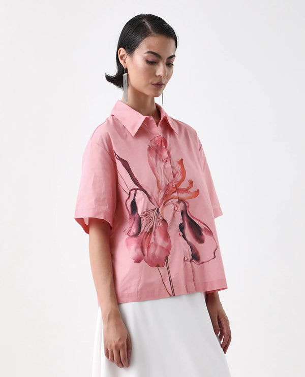 Rareism Women Businge Dusky Pink Poplin Fabric Short Sleeves Collared Neck Button Closure Boxy Fit Abstract Print Shirt