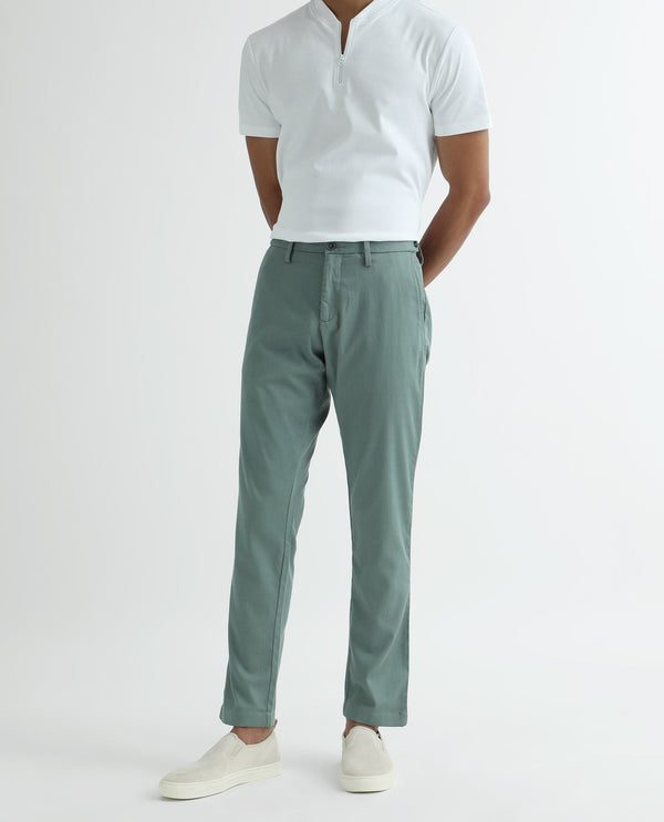 Rare Rabbit Men's Cellular Green Solid Mid-Rise Regular Fit Twill Trouser