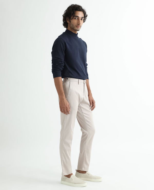 Rare Rabbit Men's Cellular Light Pink Solid Mid-Rise Regular Fit Twill Trouser
