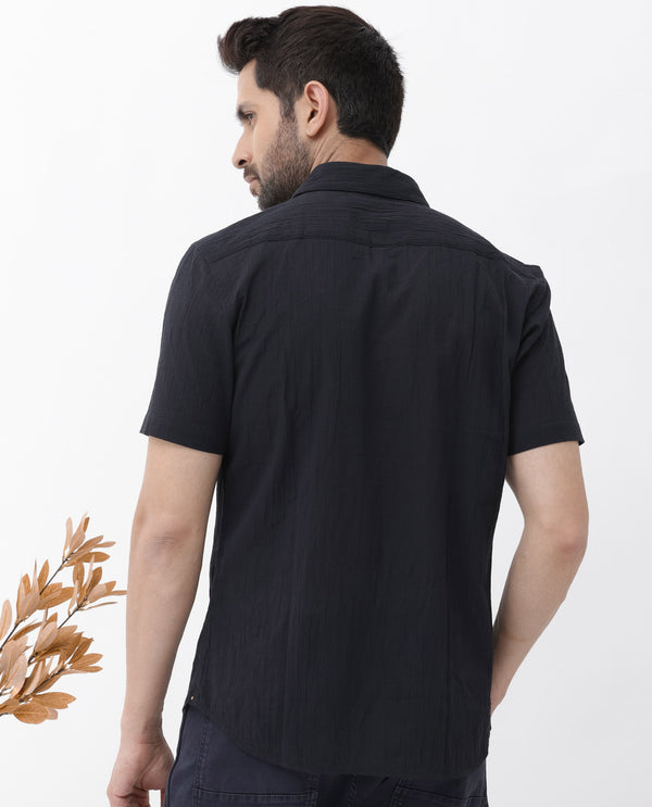 Rare Rabbit Mens Crinkle SS Black Cotton Fabric Short Sleeve Boxy Fit Crinkle Effect Solid Shirt