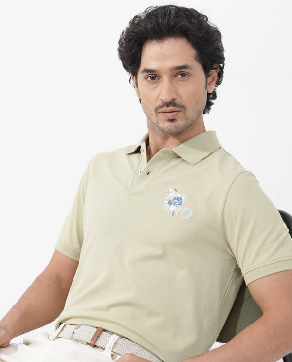 Rare Rabbit Mens Dariol Light Green Cotton Fabric Short Sleeve Solid Knitted Polo T-Shirt
