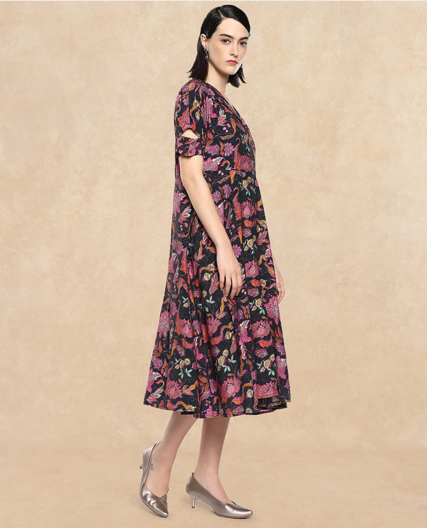 Rareism Women Fertash Dark Multi Nylon Viscose Fabric Cut Away Sleeve Collared Neck A-Line Midi Abstract Print Dress