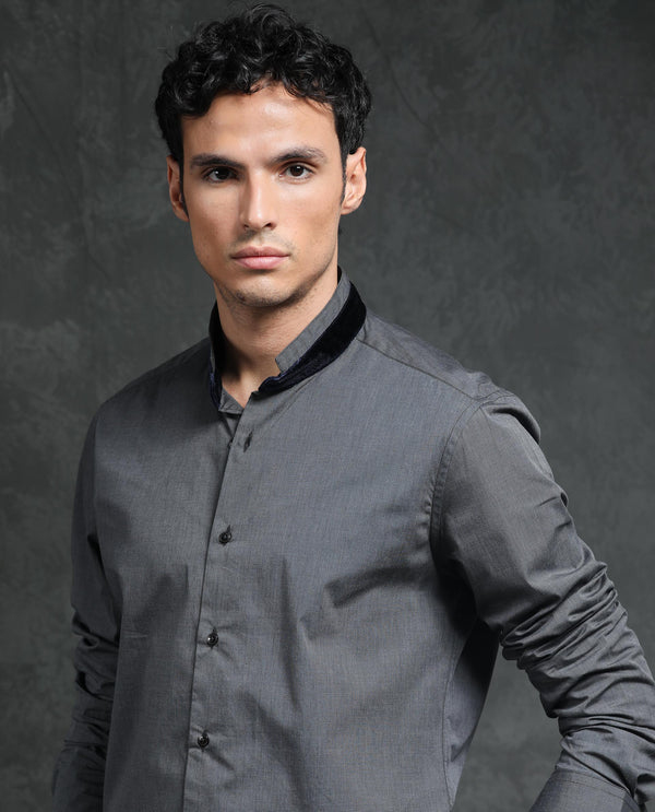 Rare Rabbit Men's Fritz Black Mandarin Collar Full Sleeves Solid Shirt