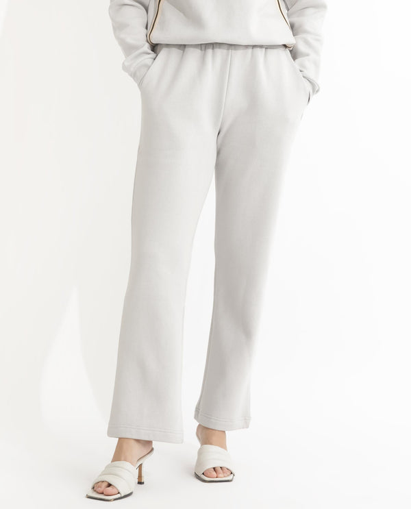 Rareism Women Fronk Light Grey Poly Cotton Fabric Tailored Fit Solid Mid Rise Ankle Length Track Pant