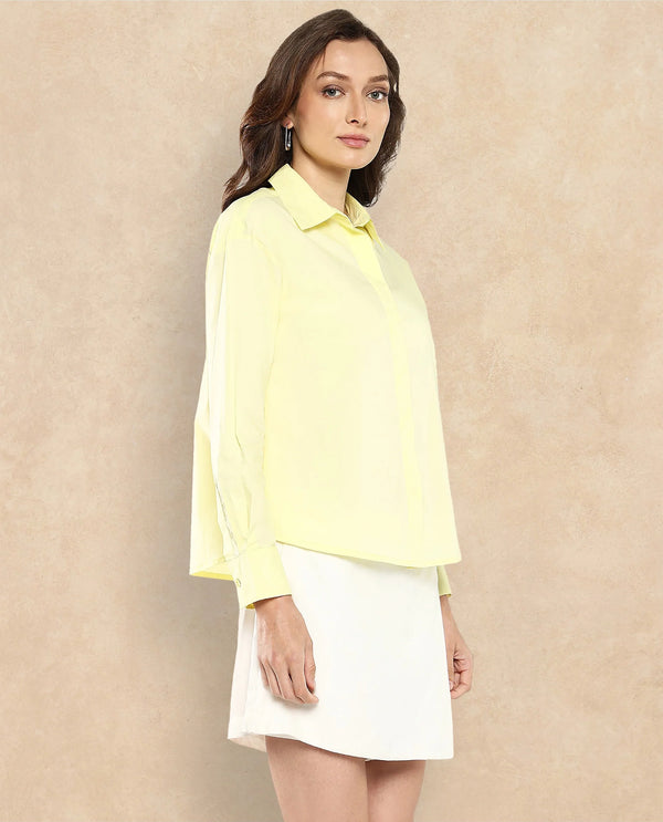 Rareism Women Fuhu Yellow Poplin Fabric Cuffed Sleeve Collared Neck Button Closure Plain Shirt