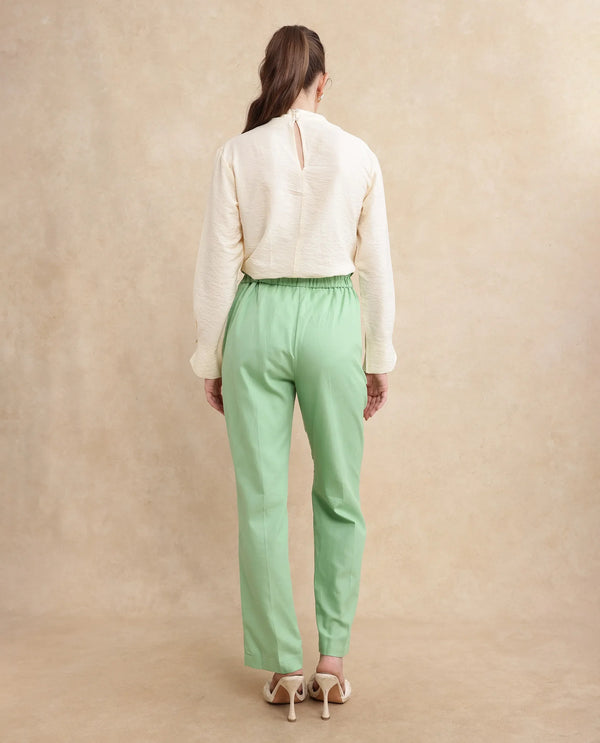 Rareism Women Ged Green Straight Fit Ankle Length Abstract Print Trouser