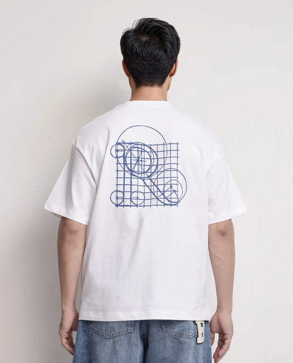 Rare Rabbit Men Geon White Cotton Fabric Short Sleeve Crew Neck Slip-On Oversized Fit Graphic Print T-Shirt
