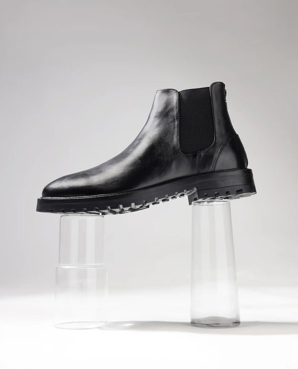 Rare Rabbit Men's Gum Black Classic Chelsea Boot