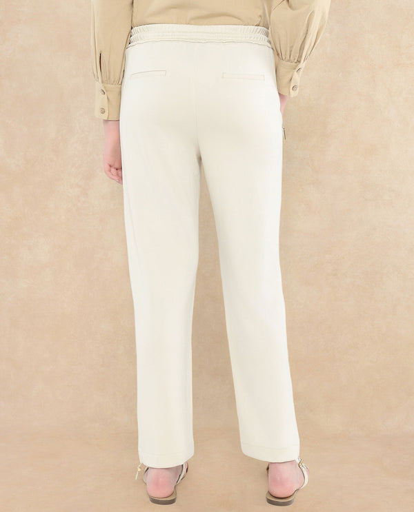 Rareism Women Gumushane Off White Modal Lycra Fabric Straight Fit Ankle Length Plain Track Pant