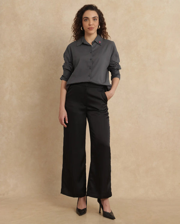 Rareism Women Hertene Grey 60'S Poplin Fabric Cuffed Sleeve Collared Neck Button Closure Boxy Fit Plain Shirt