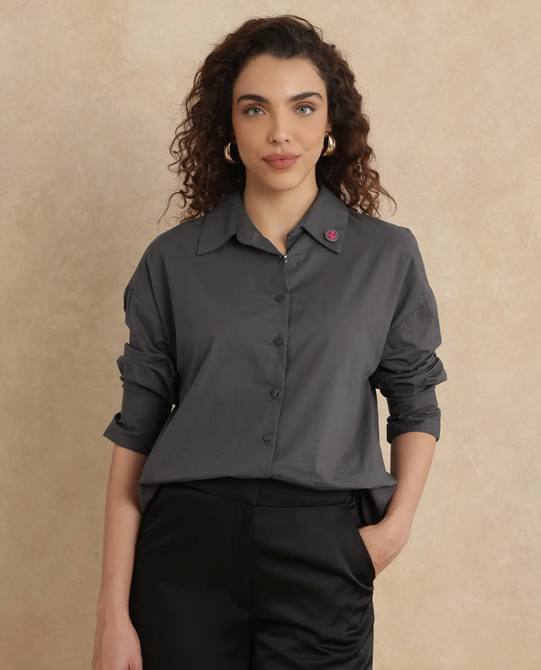 Rareism Women Hertene Grey 60'S Poplin Fabric Cuffed Sleeve Collared Neck Button Closure Boxy Fit Plain Shirt