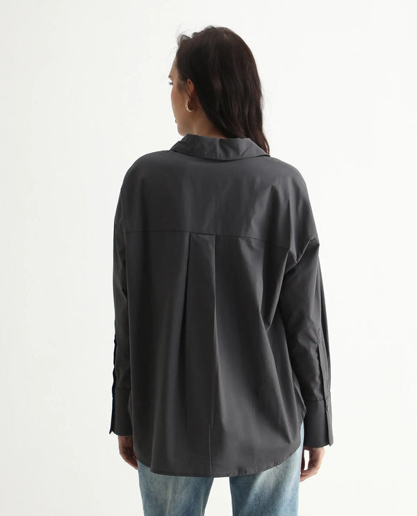 Rareism Women Hertene Grey 60'S Poplin Fabric Cuffed Sleeve Collared Neck Button Closure Boxy Fit Plain Shirt